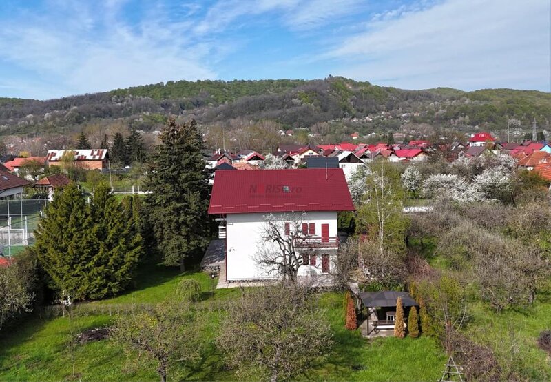 Albestii de Arges, refugiu de weekend sau business turistic, vila spatioasa, teren 1632 mp