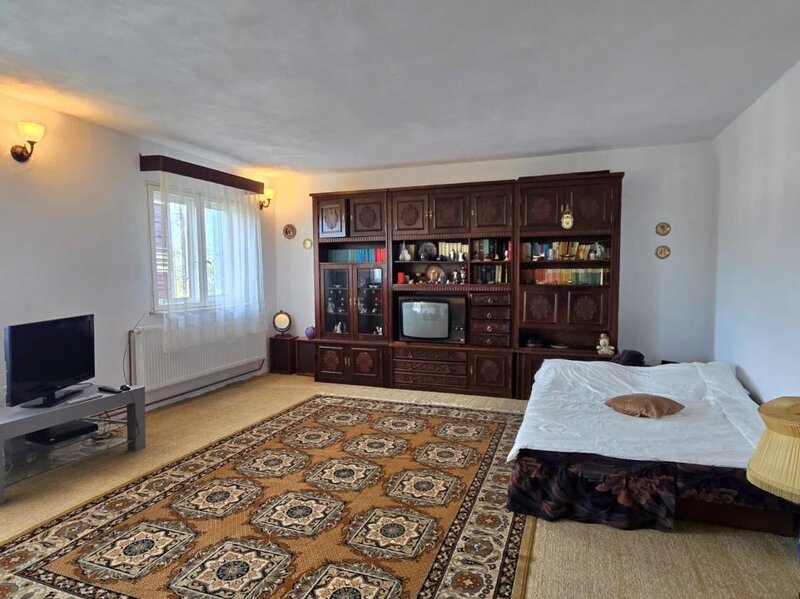 Albestii de Arges, refugiu de weekend sau business turistic, vila spatioasa, teren 1632 mp